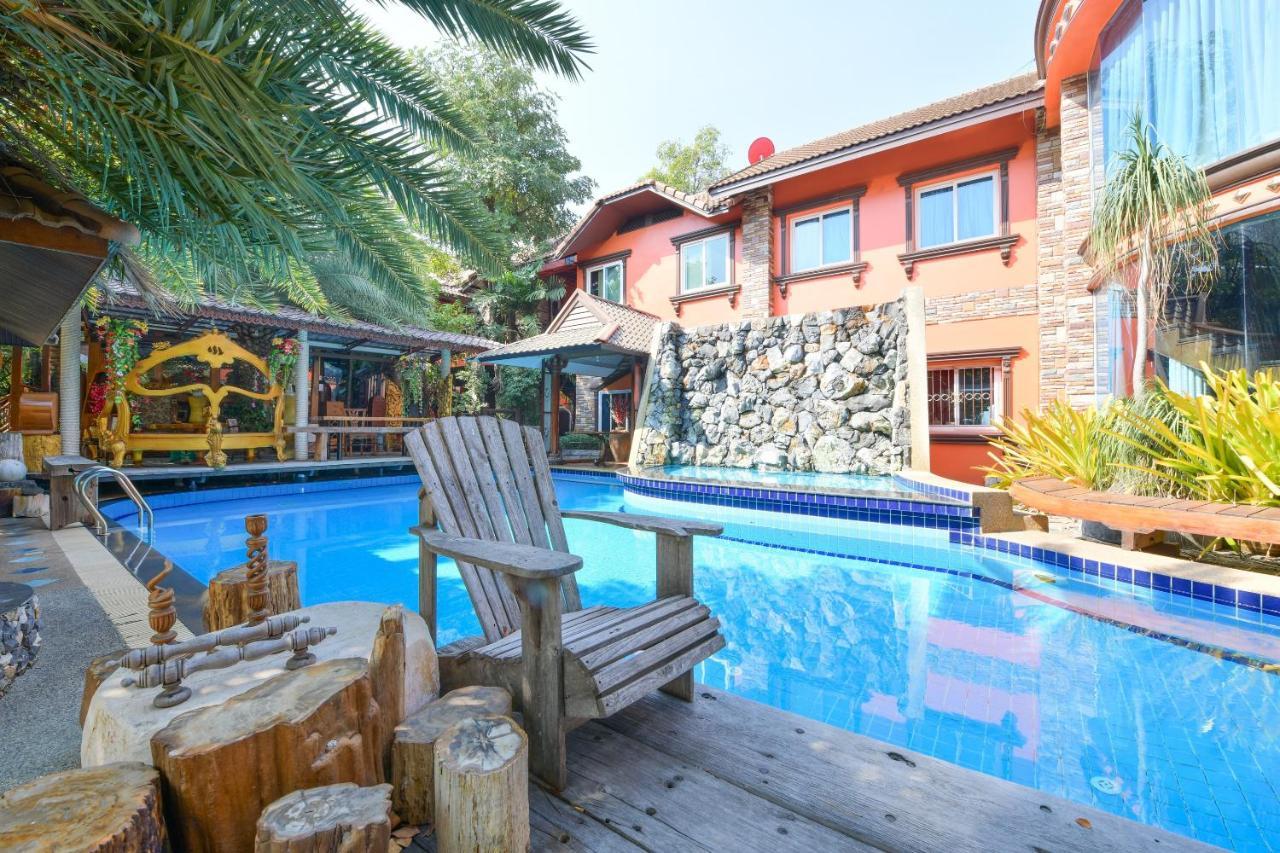Oyo 549 Maesri Resort Pattaya ภายนอก รูปภาพ