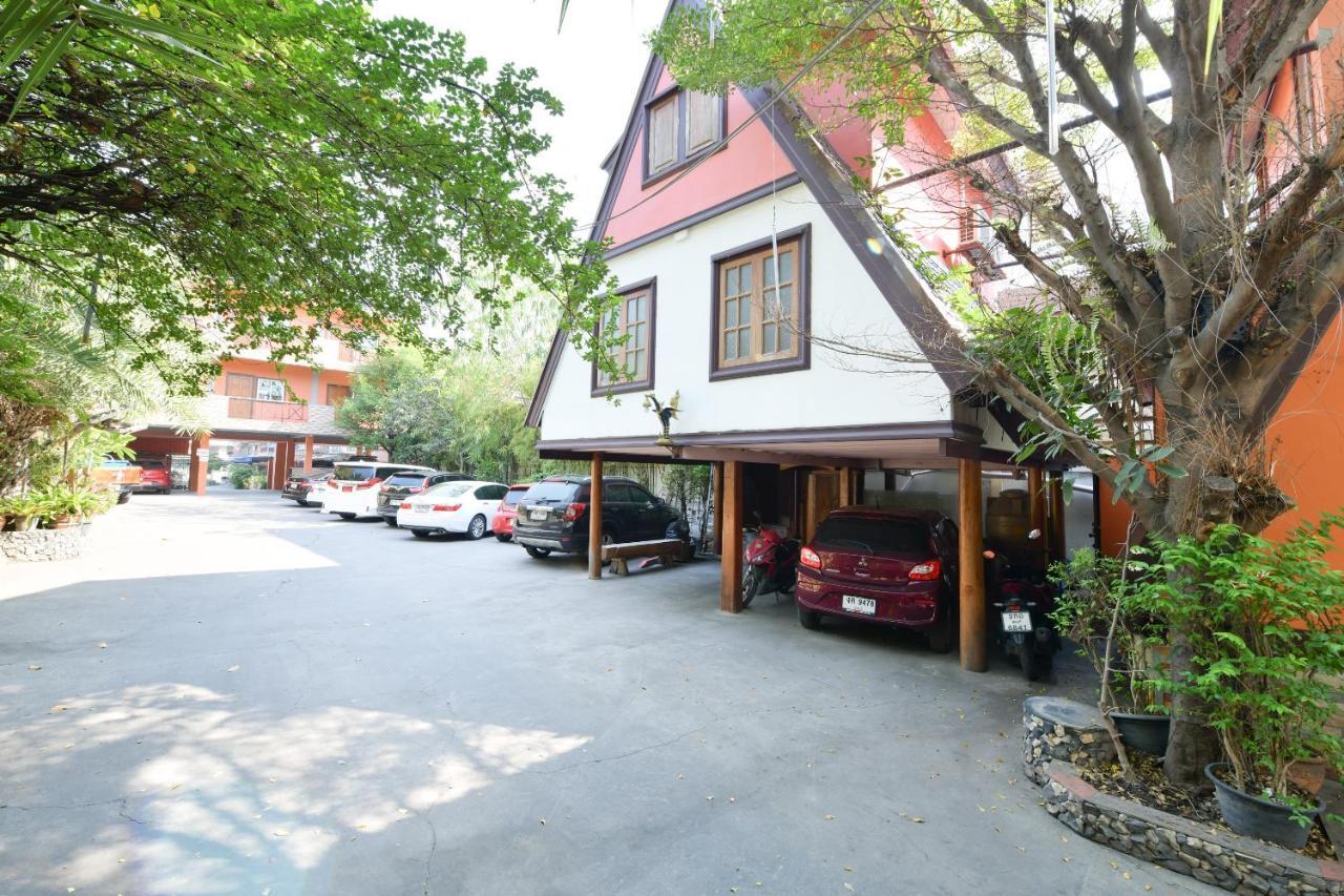 Oyo 549 Maesri Resort Pattaya ภายนอก รูปภาพ