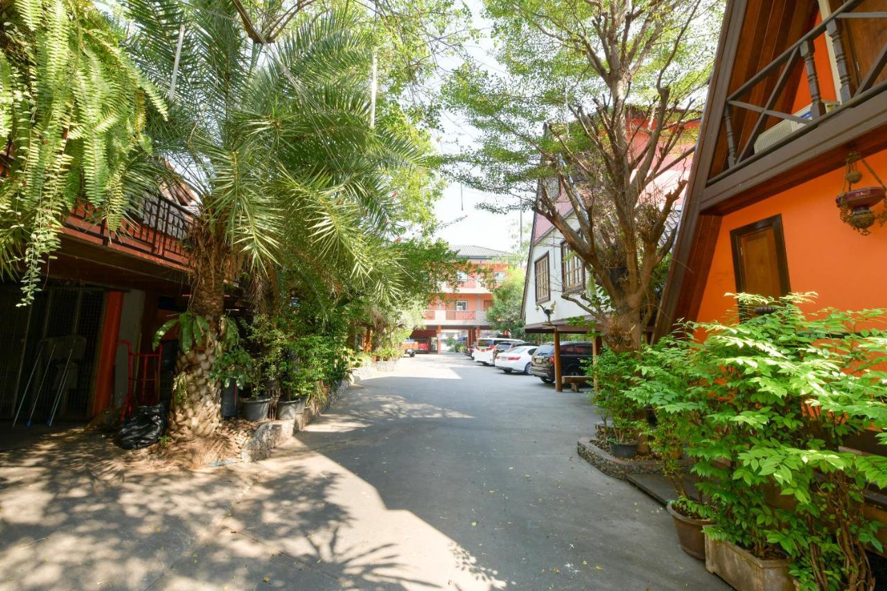 Oyo 549 Maesri Resort Pattaya ภายนอก รูปภาพ